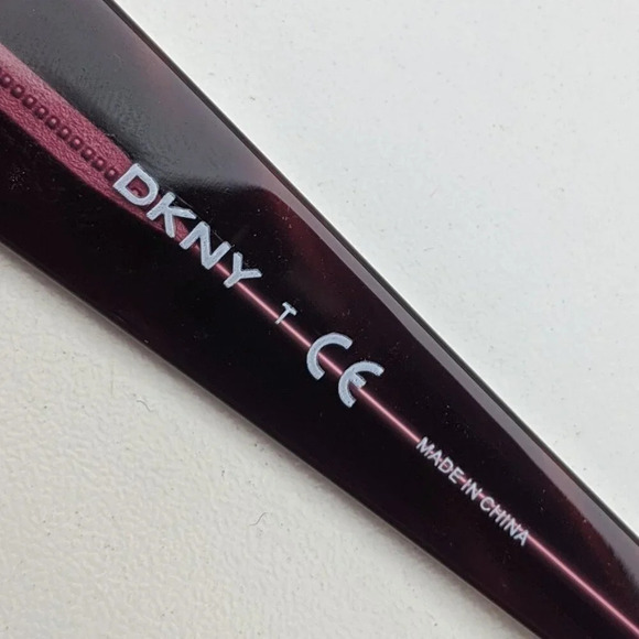 🕶️ DKNY DY4048-3424/13 Butterfly Sunglasses 55/17-130 / JLE740🕶️​ - Picture 5 of 8